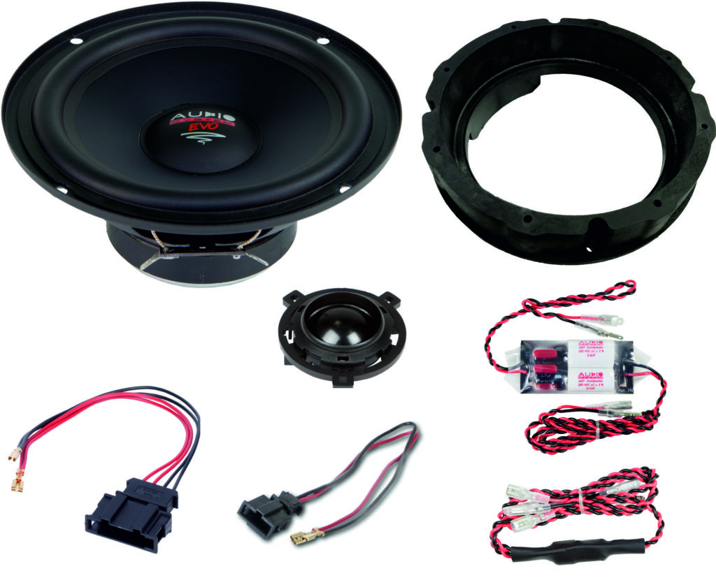 Audio System XFIT VW Golf 7 EVO2 mit serienmäßigem Lautsprecherzubehör